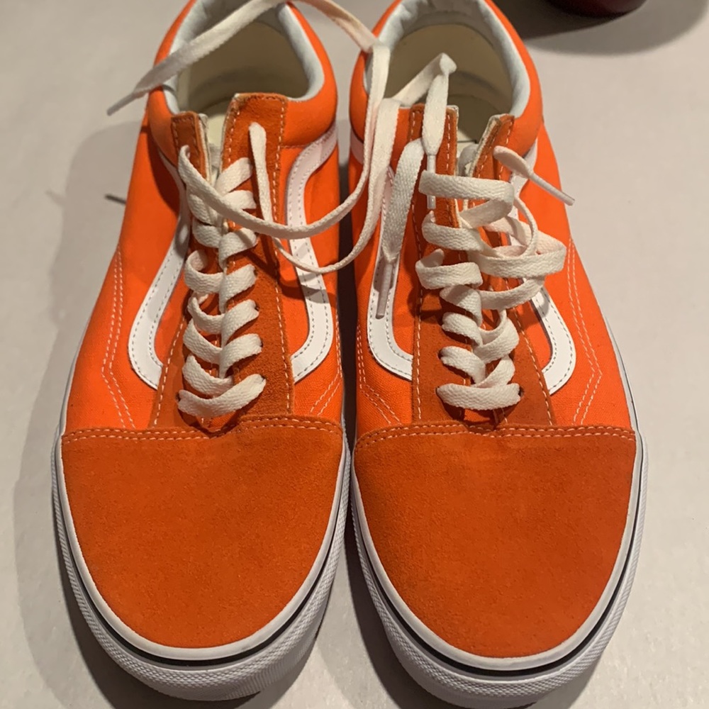 VANS OLD SKOOL, ORNGE - Basically NEW - Men Sz 11
